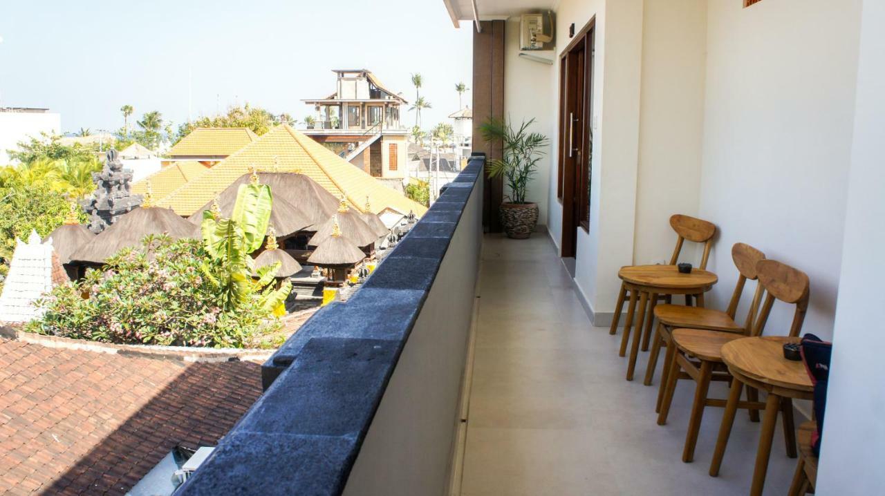 Dana Homestay Canggu Exteriör bild