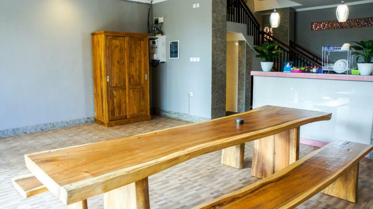 Dana Homestay Canggu Exteriör bild