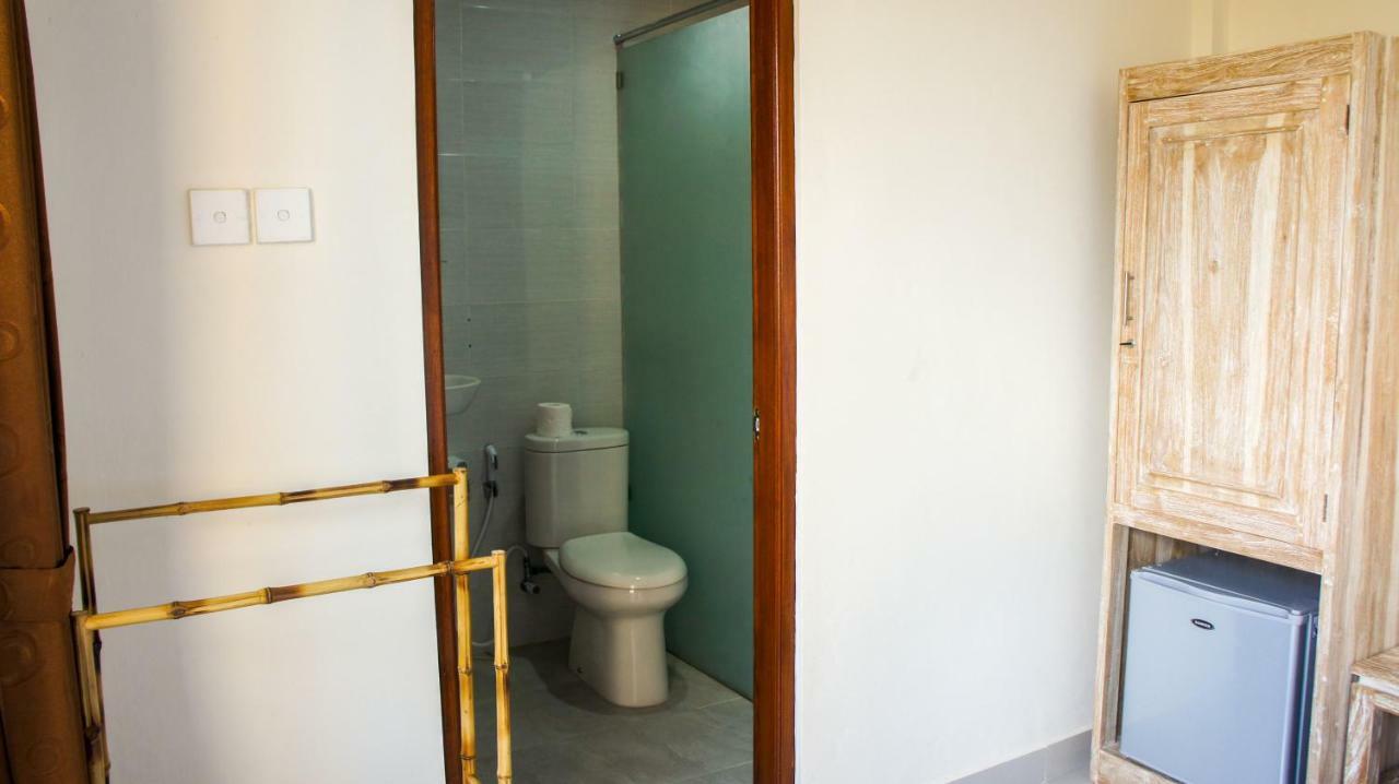 Dana Homestay Canggu Exteriör bild